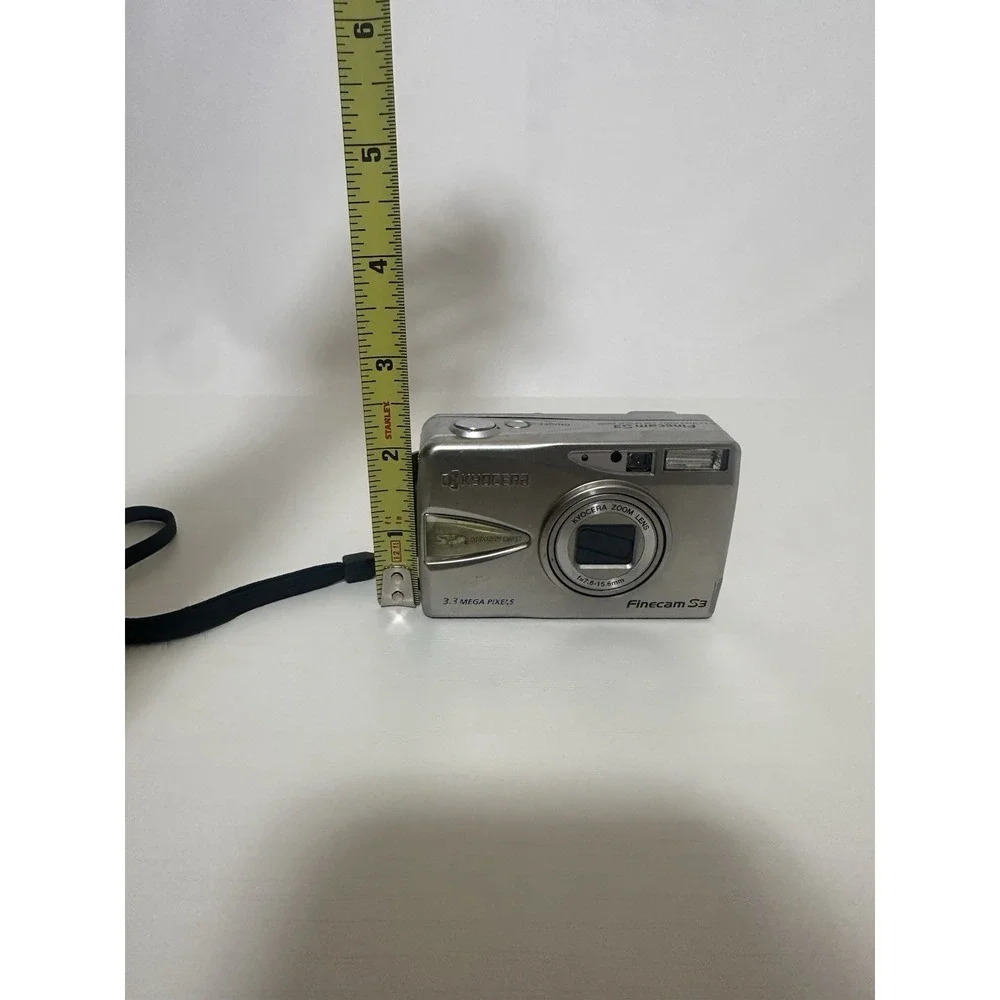 vintage Kyocera Finecam S3 digital camera untested
